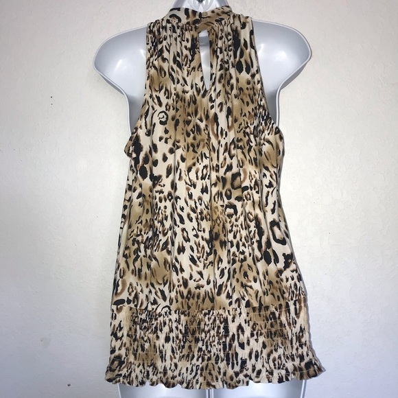 2/$20 Essentials Animal Leopard Print Sleeveless Top M - Picture 4 of 7